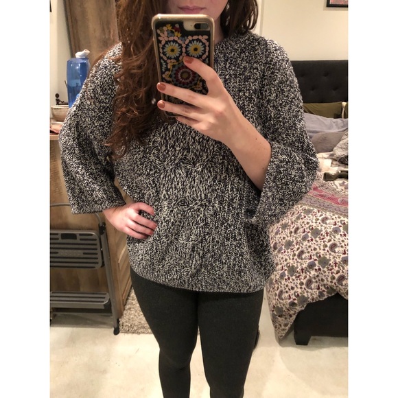 H&M women’s chunky knit sweater - Picture 6 of 6